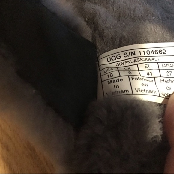 NWOT UGG Fluffette Slides - Picture 3 of 12